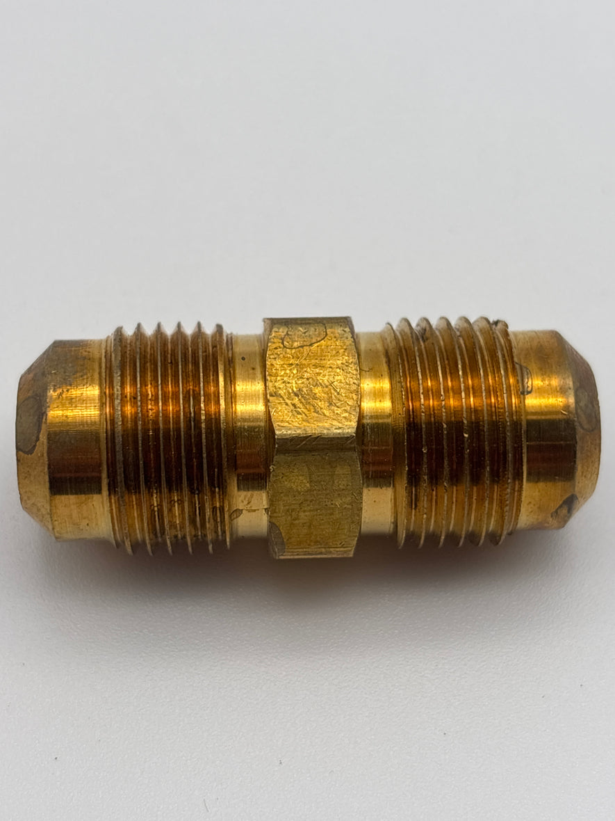 SAE 45 Union 1/2 Tube 42-8 177.8428