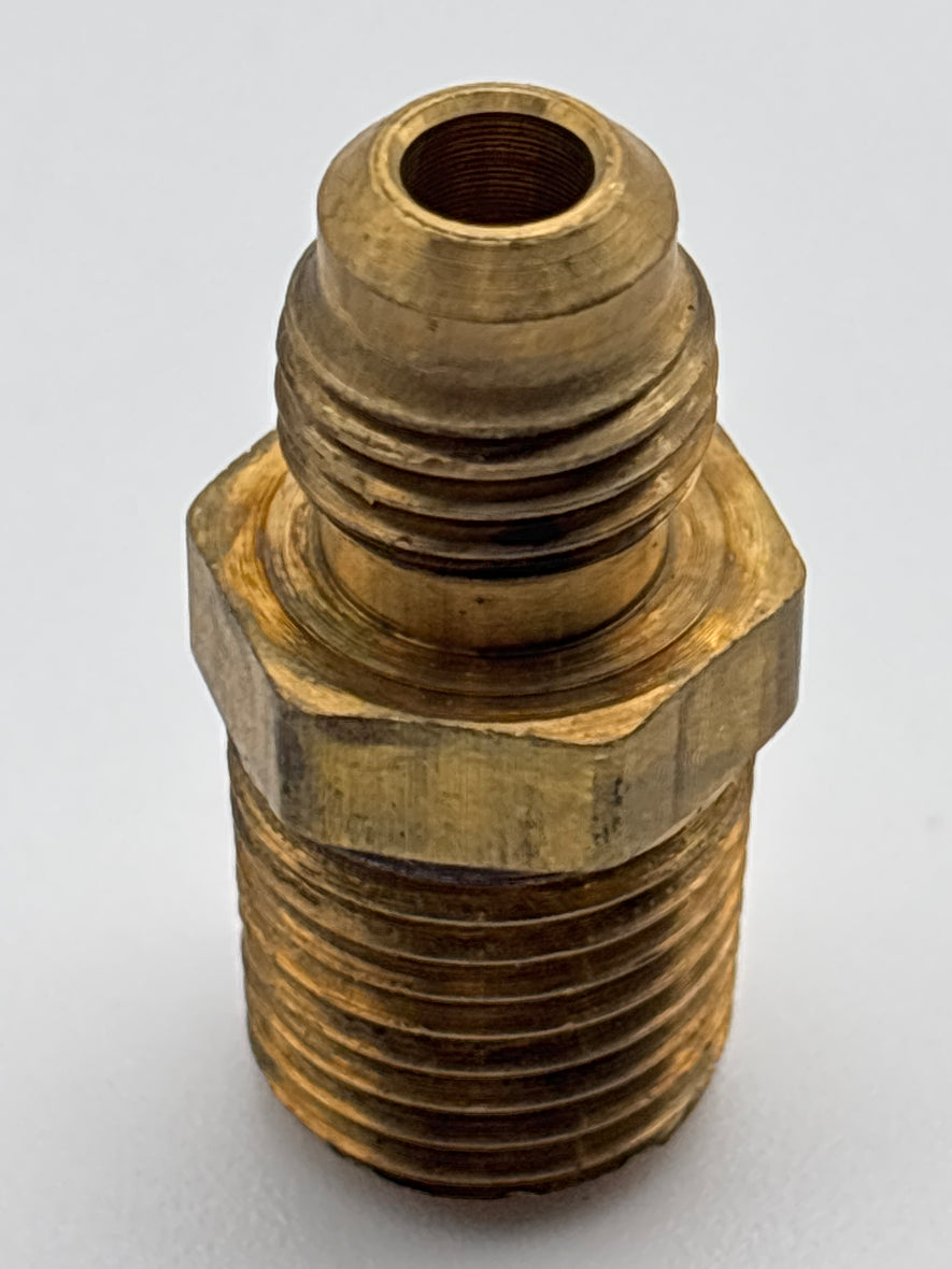 Male Connector 1/4 SAE x 1/4 NPT 48-4B 177.8484B