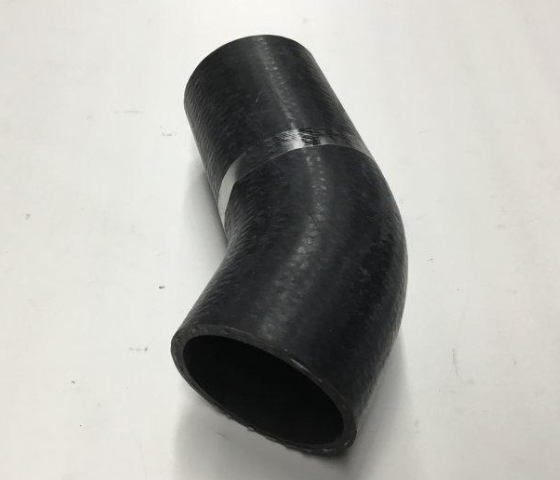 International Upper Radiator Hose 2.5" ID 561.55681