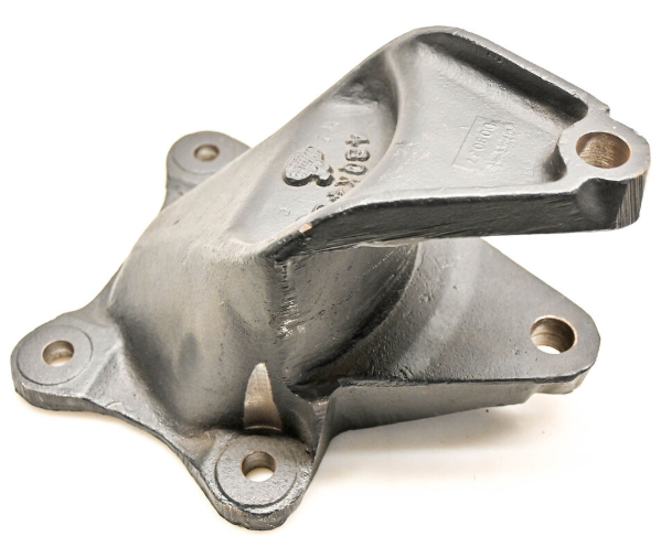 Mack Hanger Rear Of Front M1024