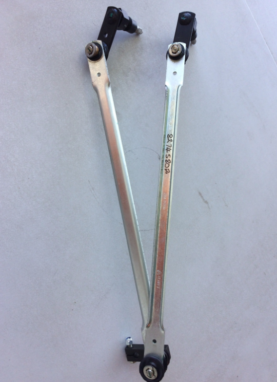 thumbnail image 2 of Left Driver Side Wiper Transmission Connecting Rod Link For Chevy GMC Truck 2 of 6