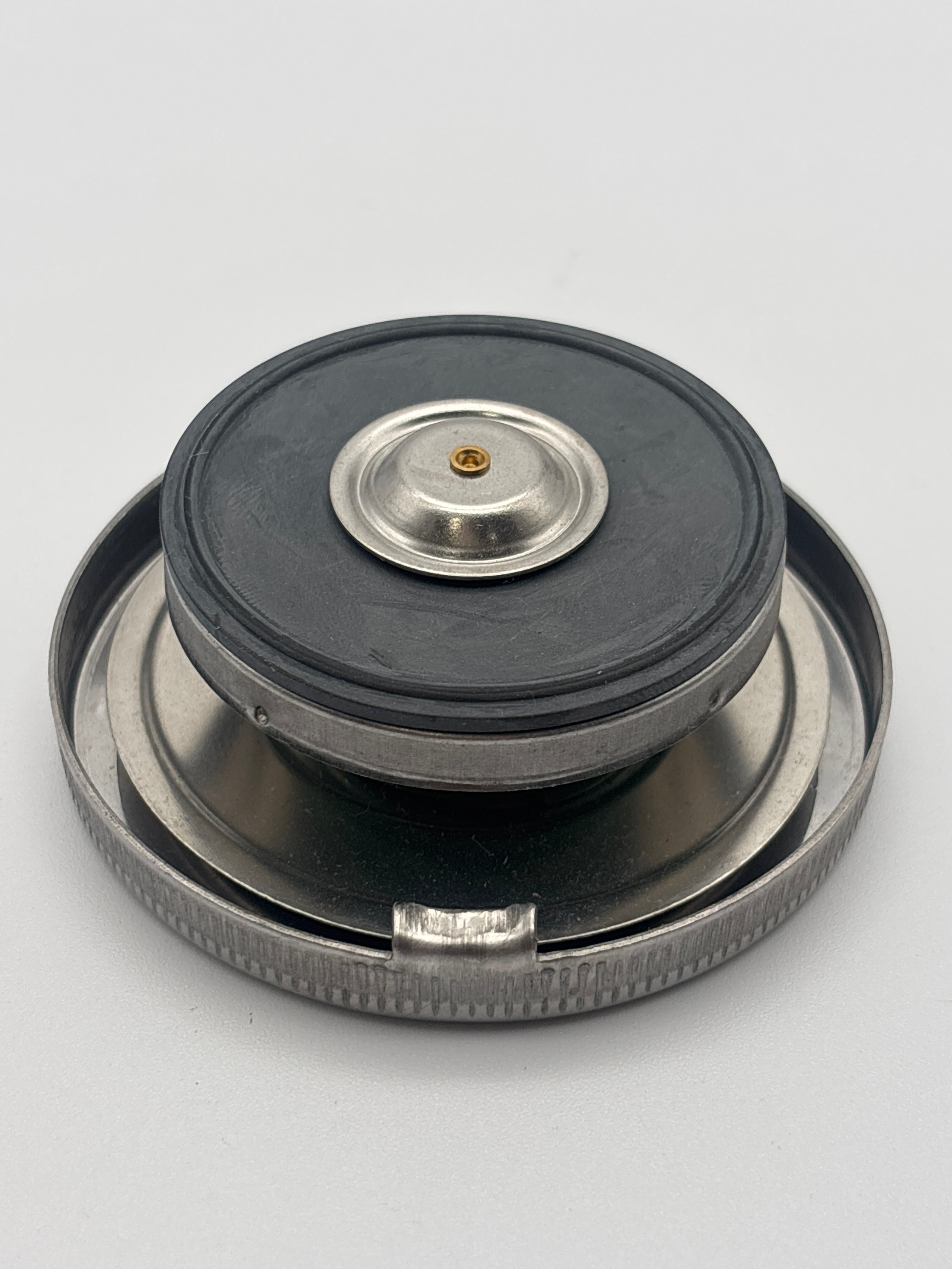 4 LB Radiator Cap 572.2012