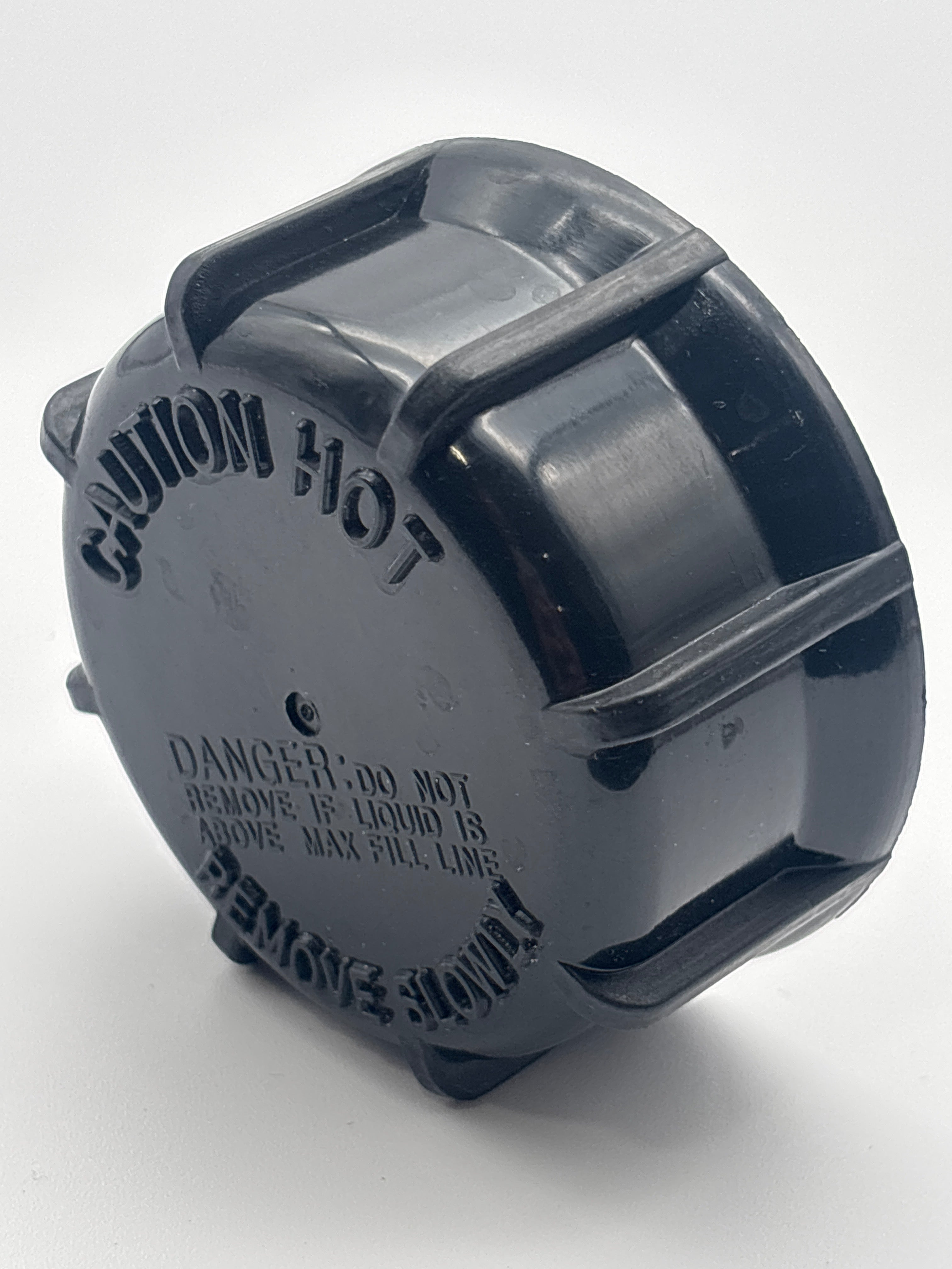Freightliner Surge Tank Cap 572.2017