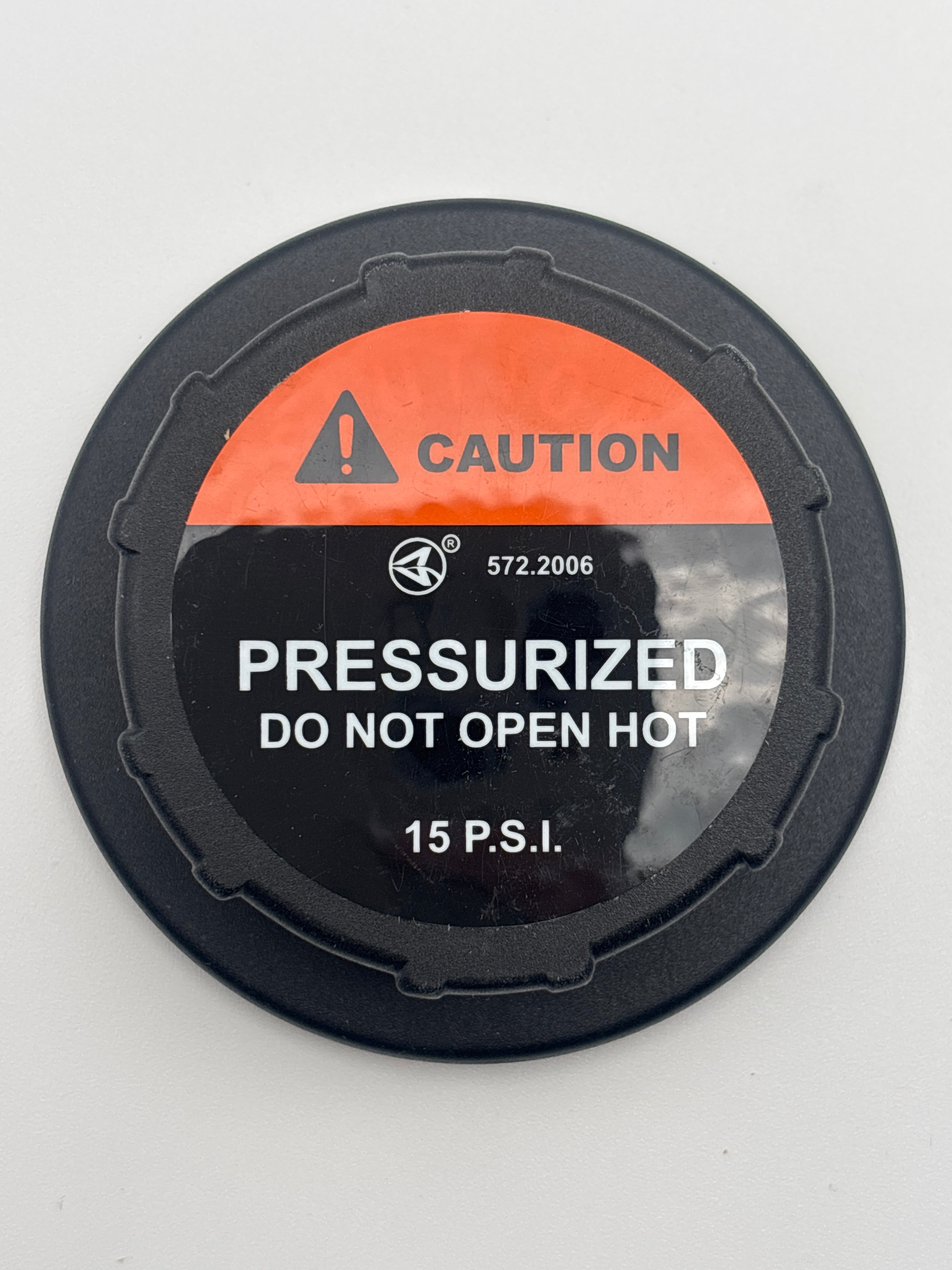 International Coolant Reservoir Cap 572.2006