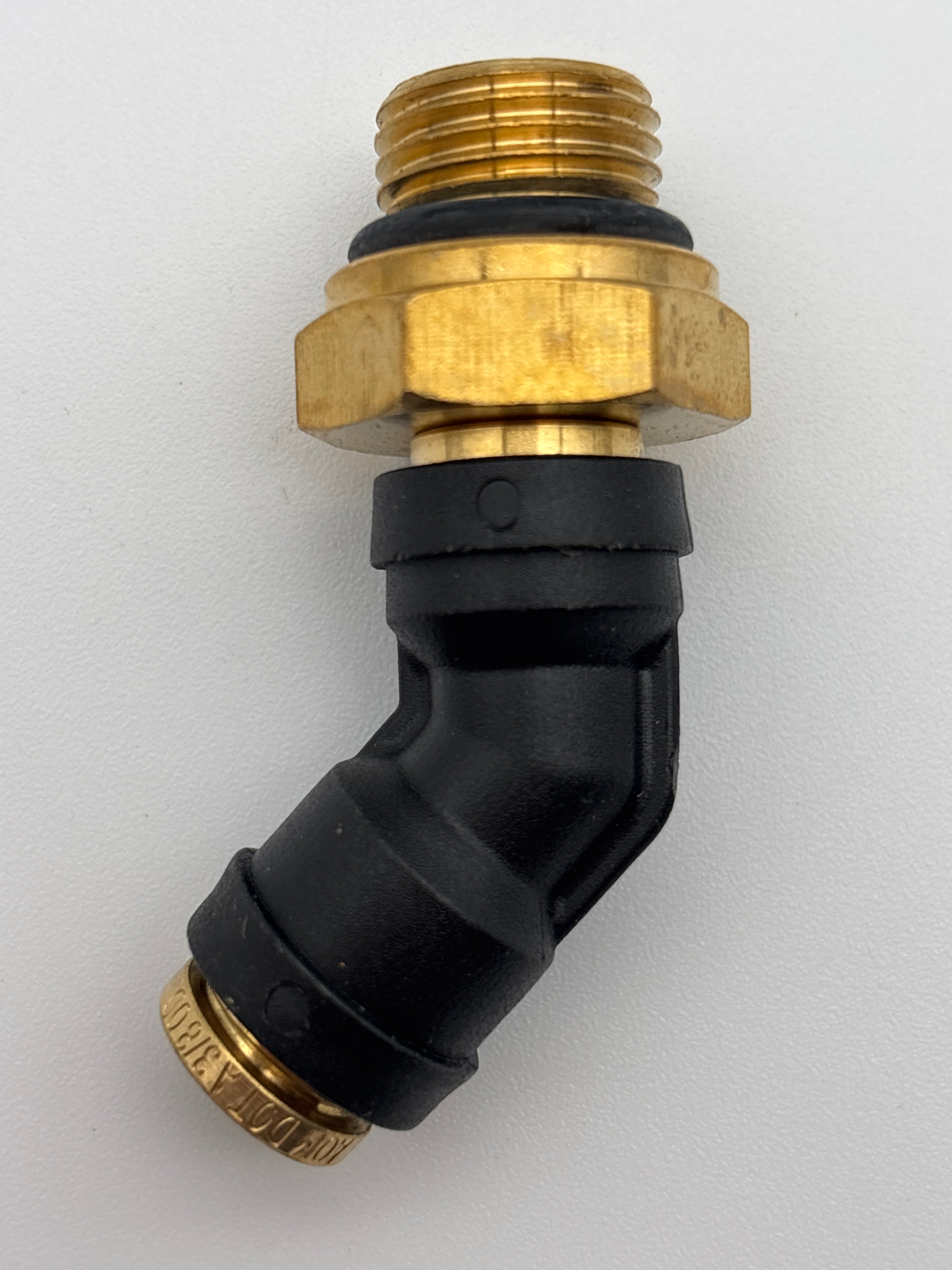 45 Degree Elbow 3/8 Tube To M16 X 1.5 177.12C746M16