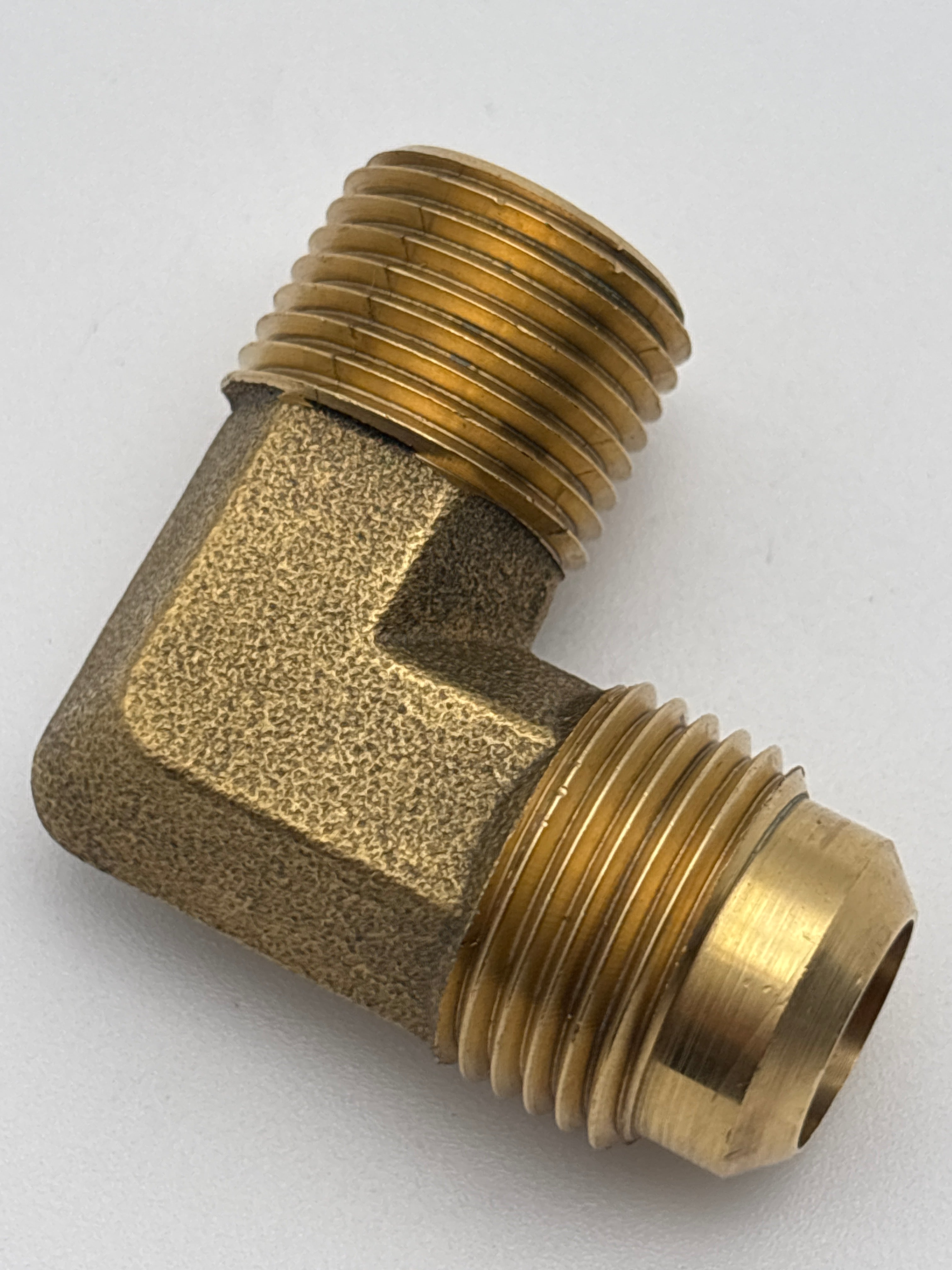 Male Elbow 5/8 SAE x 1/2 NPT 49-10D 177.84910D