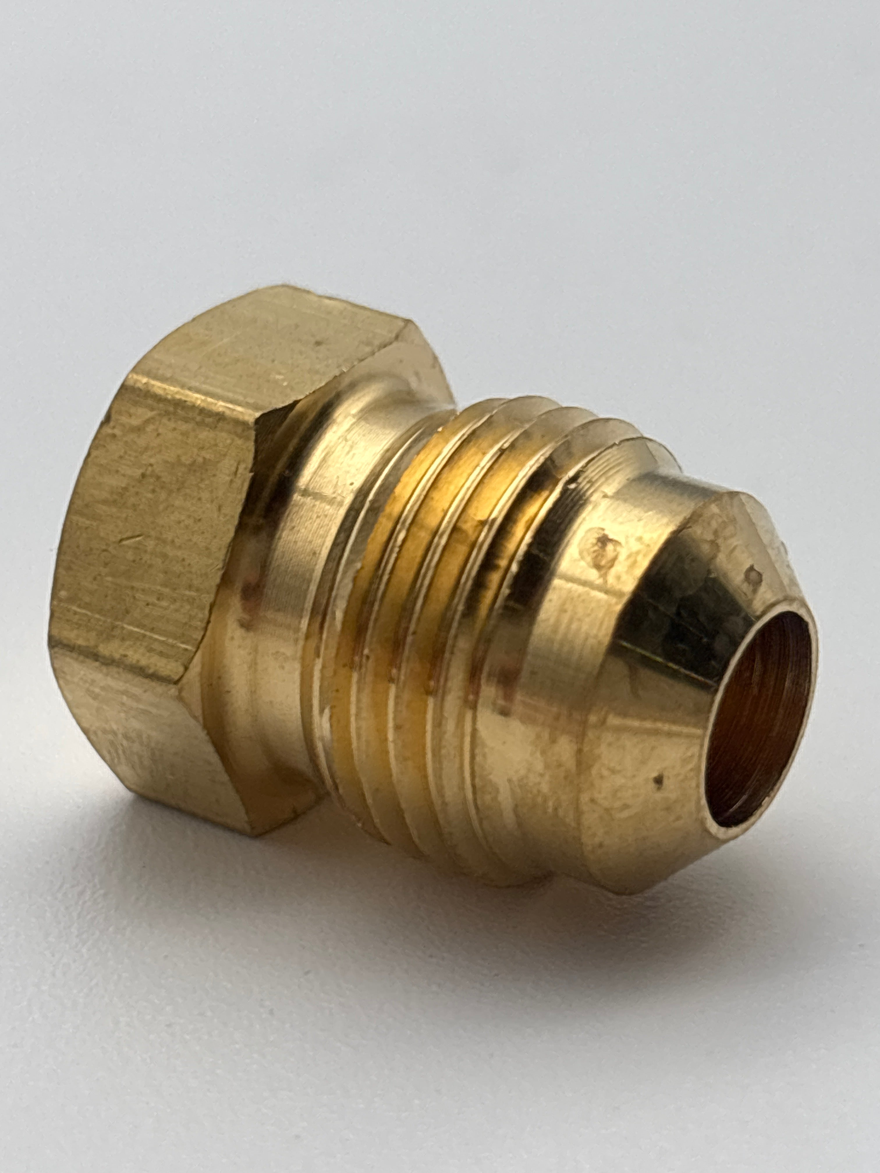 SAE Flared Seal Plug 3/8 177.8586