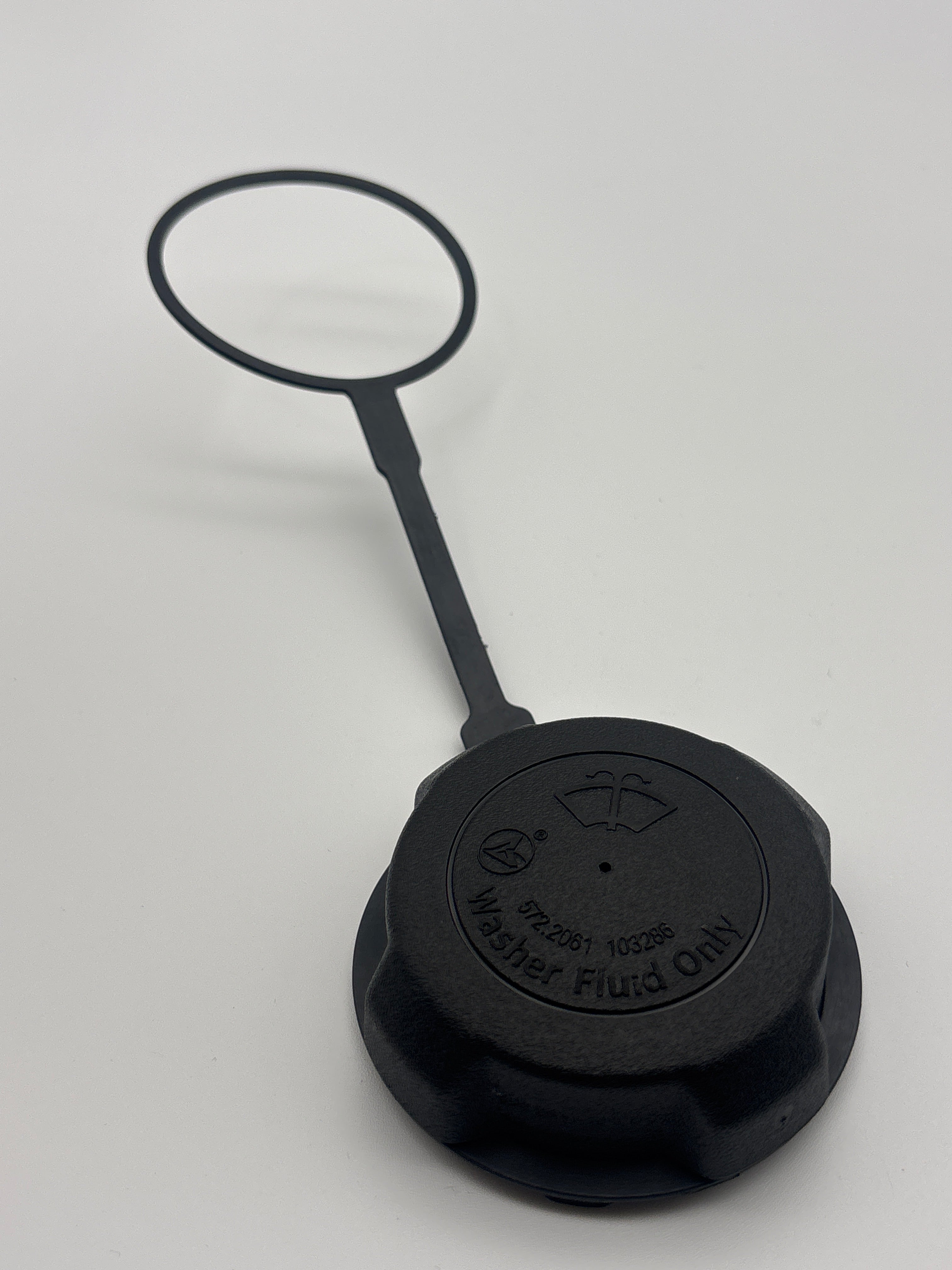 Freightliner Windshield Washer Cap 572.2061