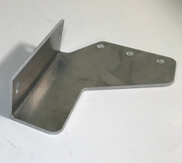 RH Step Bracket M75101R